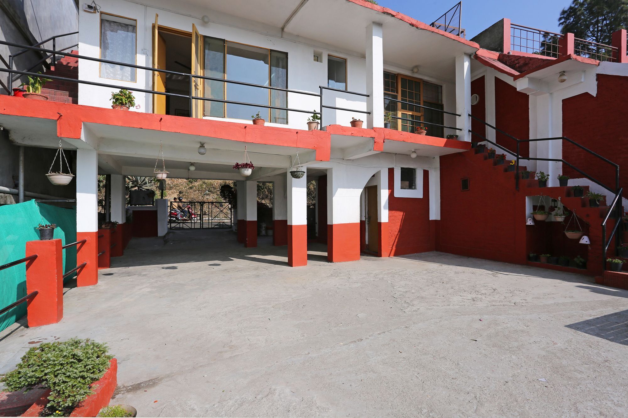 Oyo Home 10312 Spacious Studio Bhowali Nainital Exterior foto